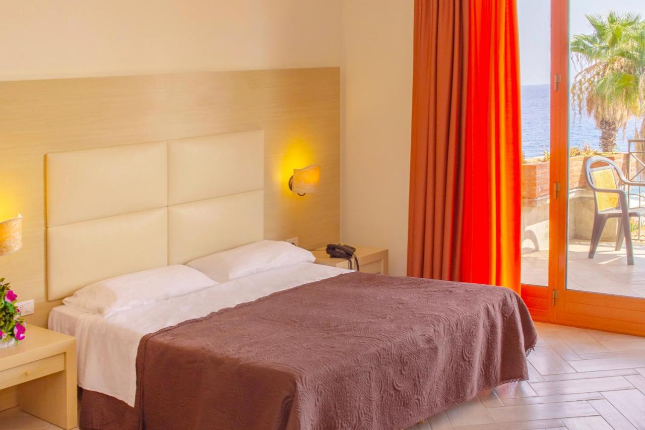 Taormina Hotel Calipso Mazzeo Extérieur photo